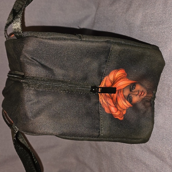 Lady in Orange Turban Lunch Bag - Picture 6 of 6